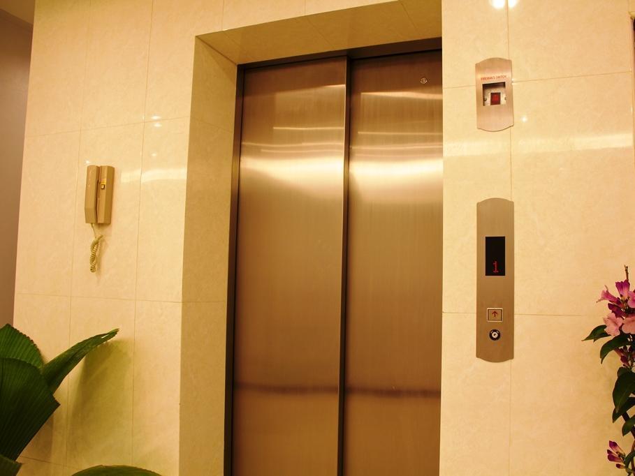 ホテル Oyo 373 Mc Ginger House パトン エクステリア 写真