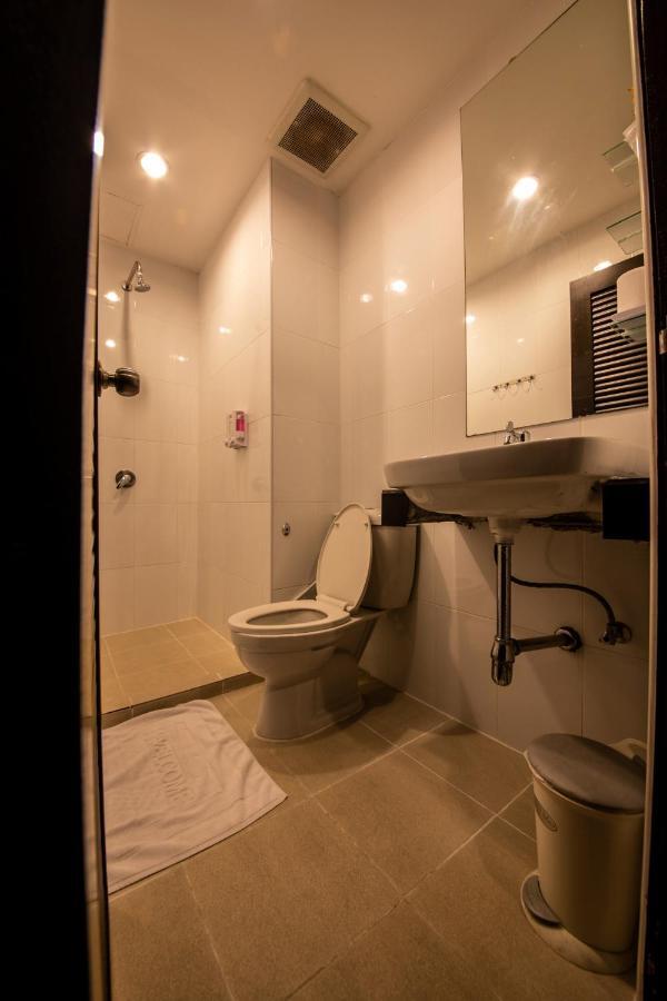 ホテル Oyo 373 Mc Ginger House パトン エクステリア 写真